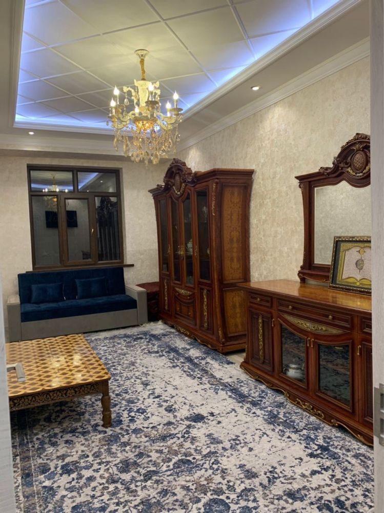 5-xonali kvartira, 160 m², Toshkent, Mirzo Ulug‘bek tumani, ijaraga