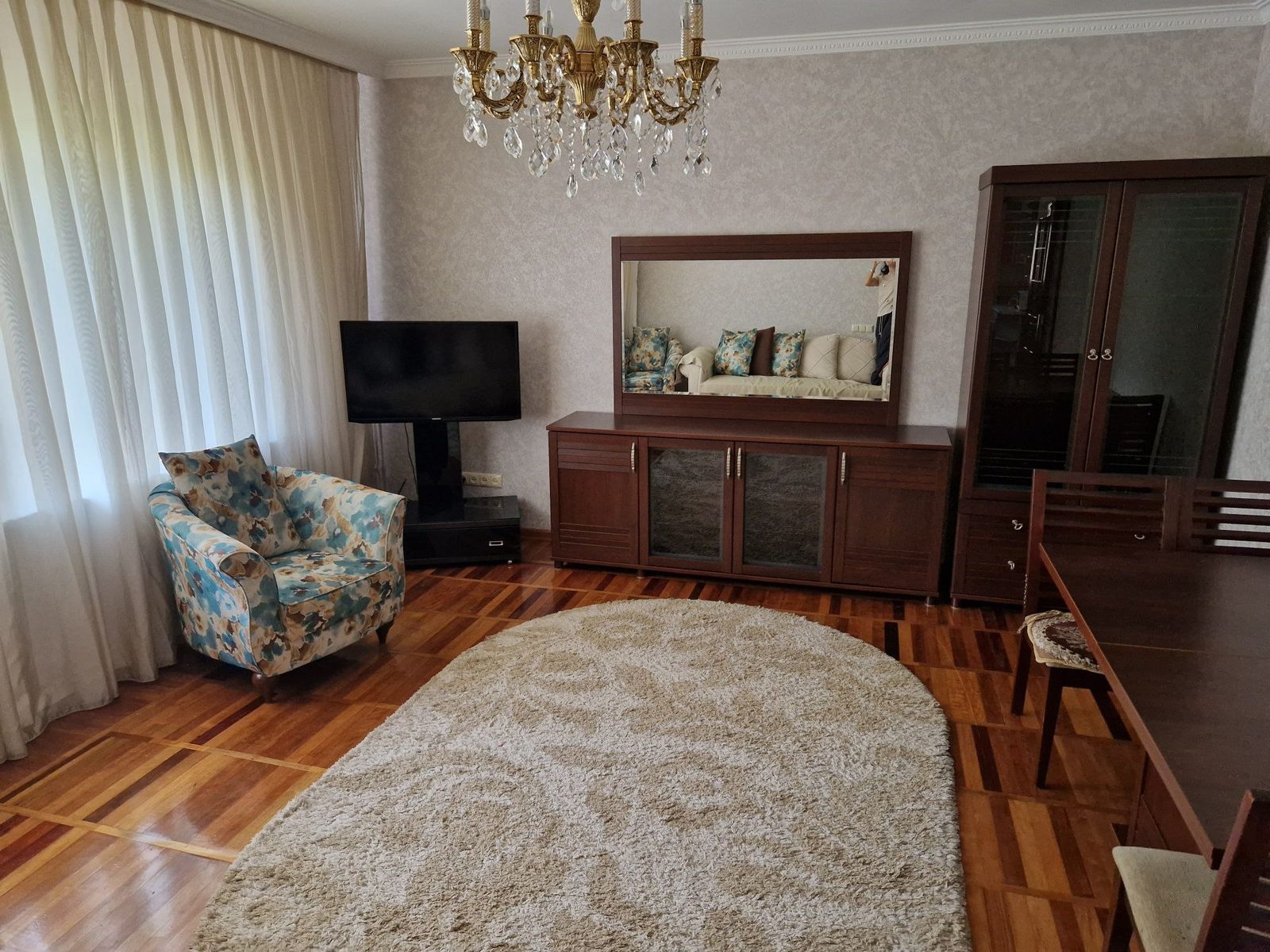 4-xonali kvartira, 130 m², Toshkent, Mirzo Ulug‘bek tumani, ijaraga