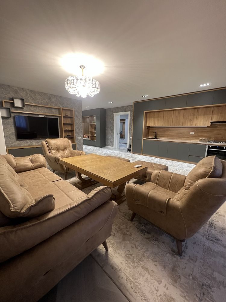 3-xonali kvartira, 160 m², Toshkent, Mirzo Ulug‘bek tumani, ijaraga