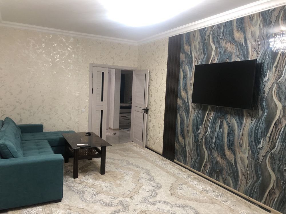 3-xonali kvartira, 100 m², Toshkent, Shayxontohur tumani, ijaraga