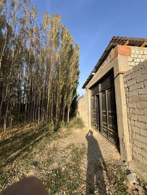 Urgent sale of a plot on Kibray Mayskaya