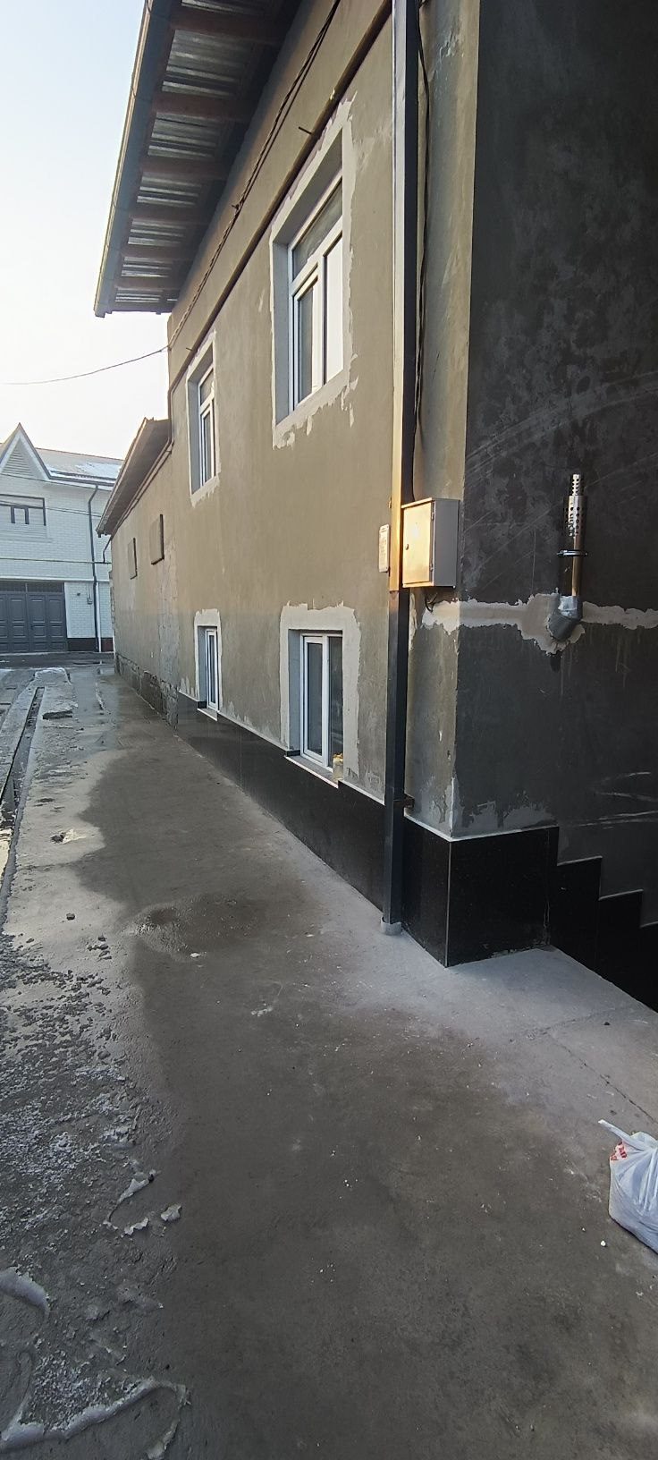3-комнатный коттедж, 98 м², Ташкент, Сергелийский район, на продажу