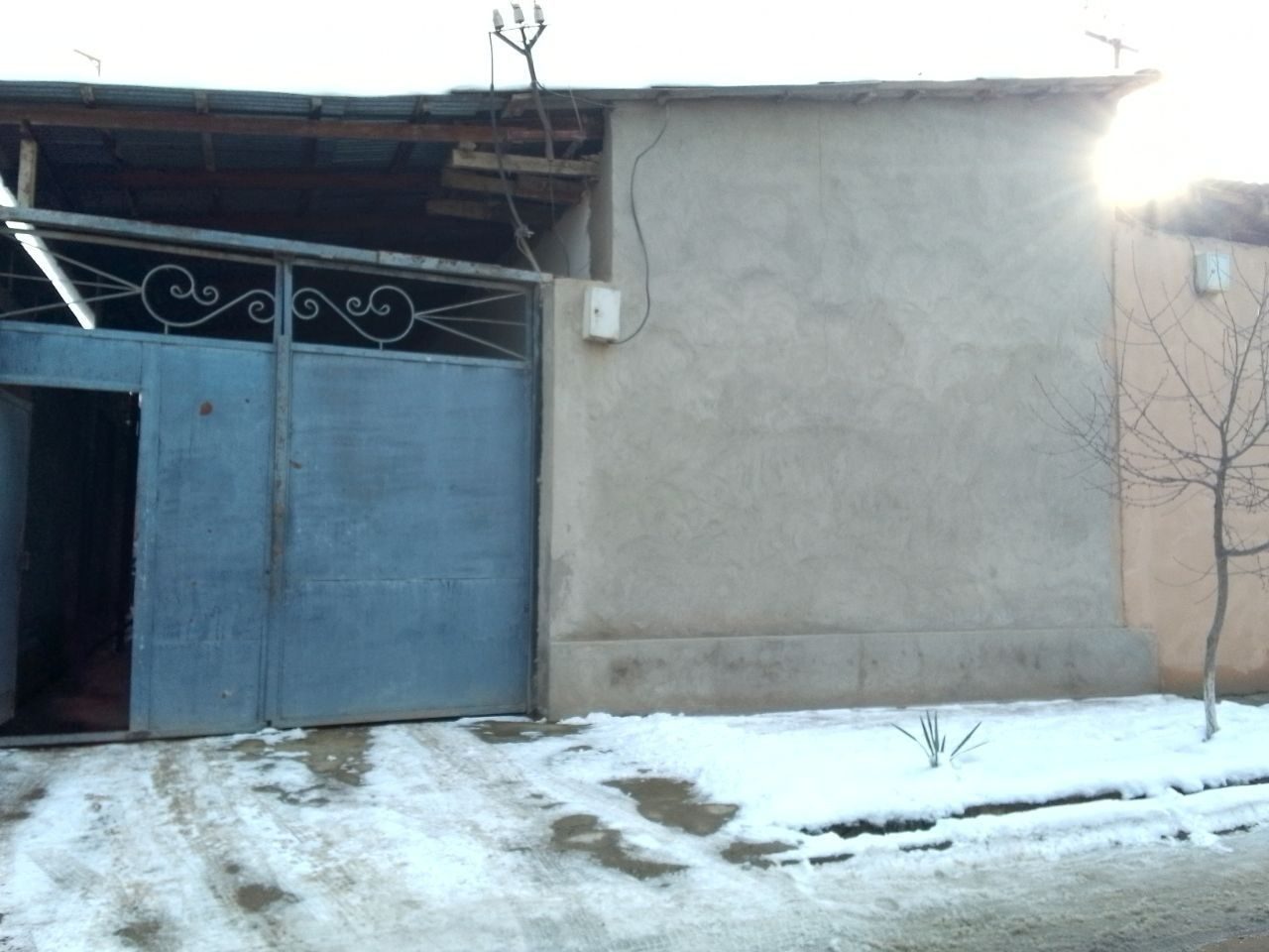 3-комнатный дом, 2 м², Ташкент, Учтепинский район, на продажу