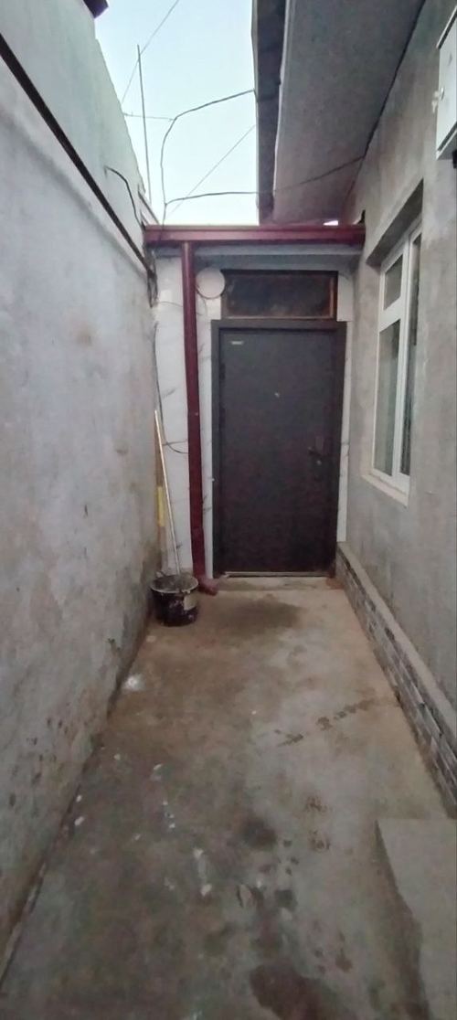 Продается домик, 2 комнаты, с двориком. Ор. Яшнабадский район. Рисовый