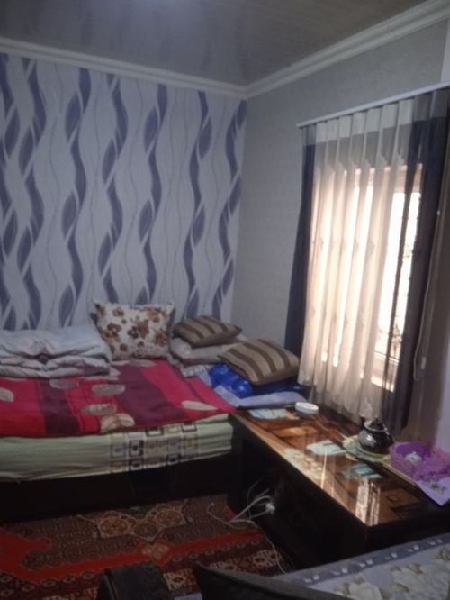 Продаётся домик срочно, в хорошем районе, с новыми счётчиками, с ремонтом