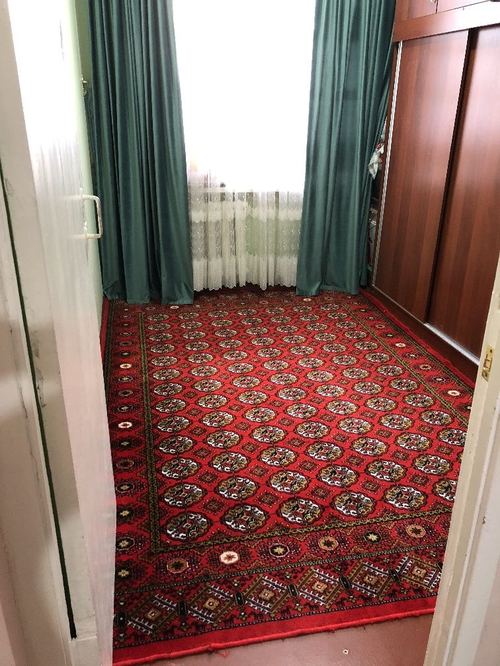 Olmazor district, Qoraqamish 1/3, 3-room house