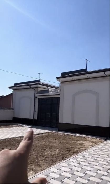 Cottage for sale in the city