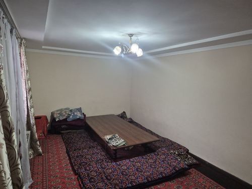 House 1 floor, conditions for living available, gas, water, electricity, internet, no shop