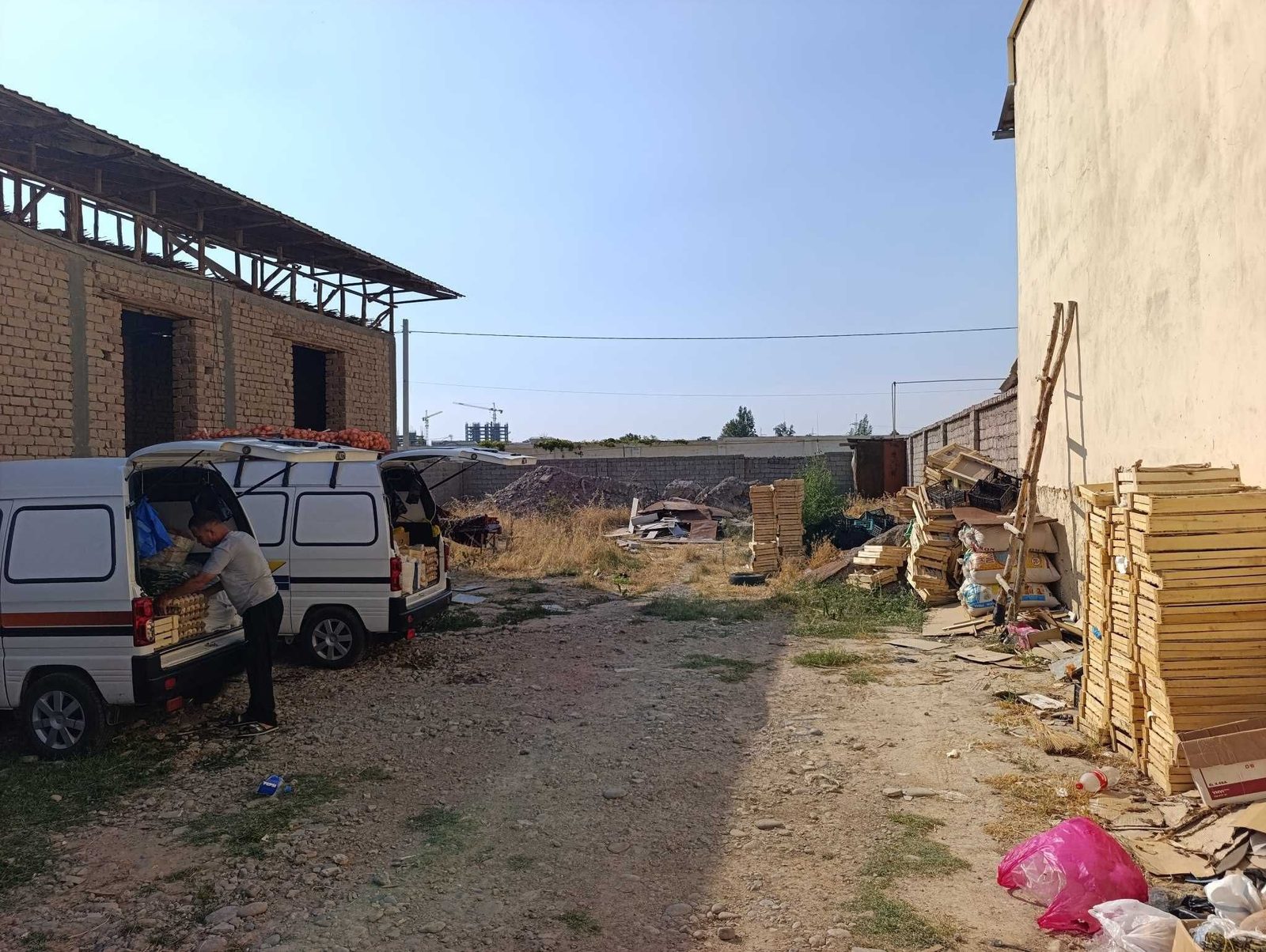 3-xonali uy, 4000 m², Toshkent, Bektemir tumani, sotuvga