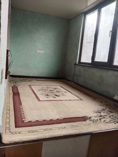 Дом старой постройки, 4 этажа