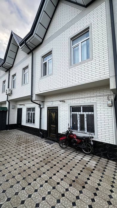 5-xonali uy, 90 m², Toshkent, Sergeli tumani, sotuvga
