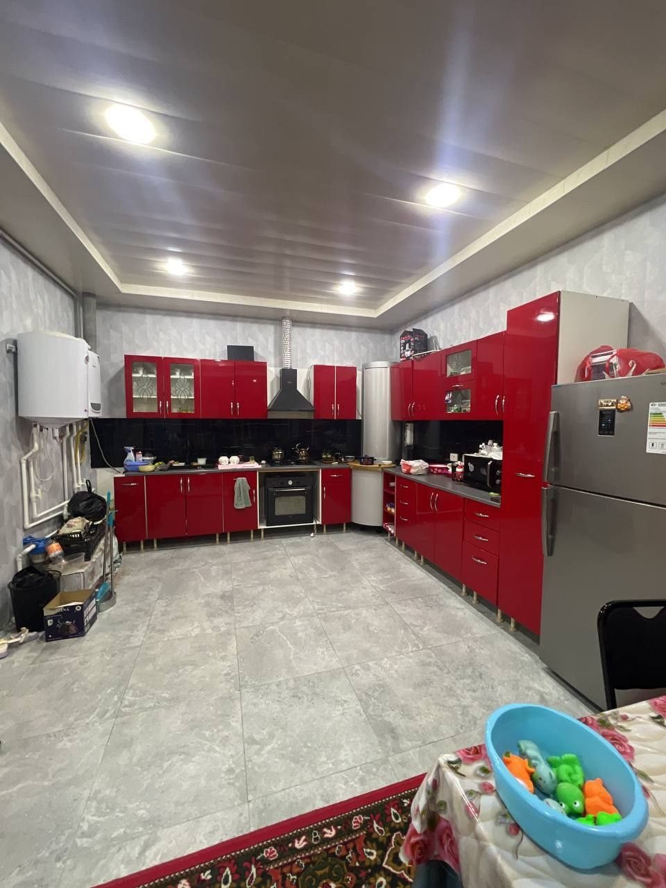 3-комнатный дом, 400 м², Ташкент, Сергелийский район, на продажу