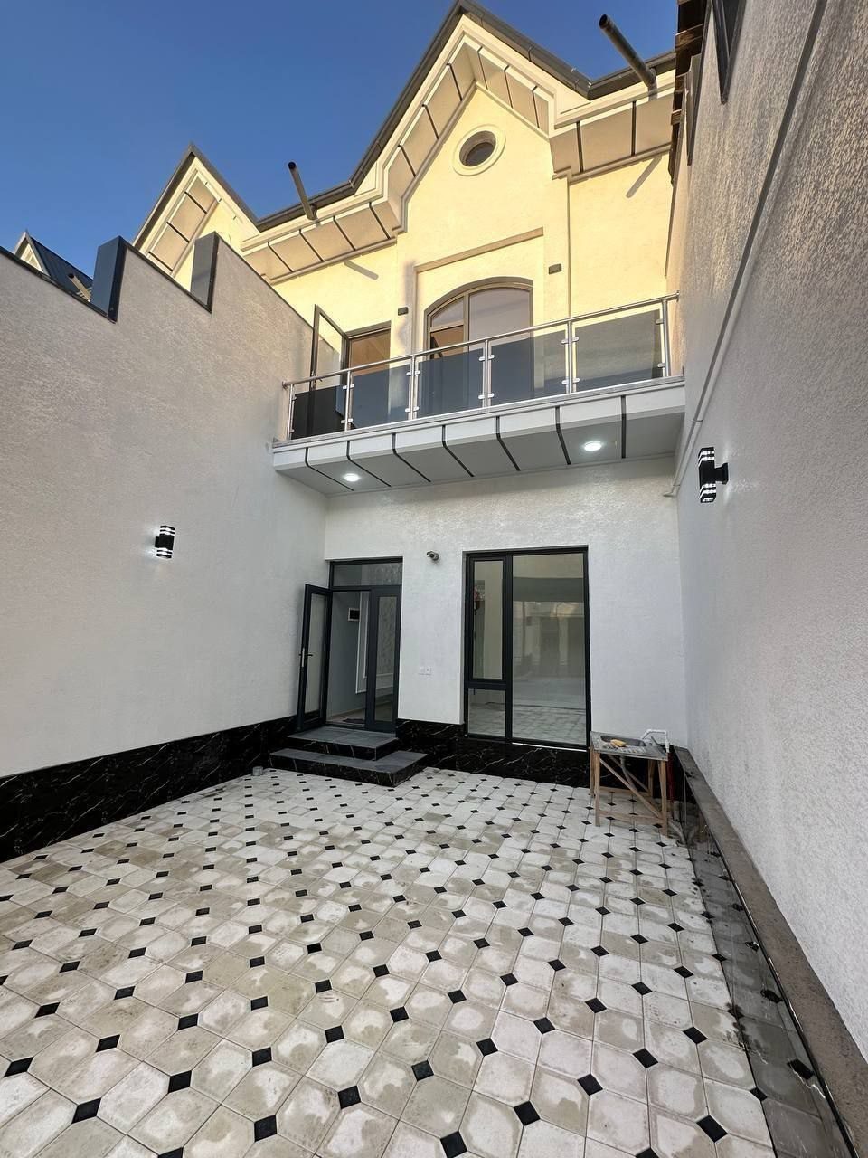 5-xonali uy, 100 m², Toshkent, Sergeli tumani, sotuvga