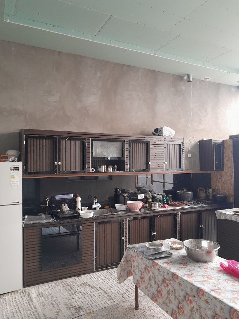 5-комнатный дом, 250 м², Ташкент, Сергелийский район, на продажу