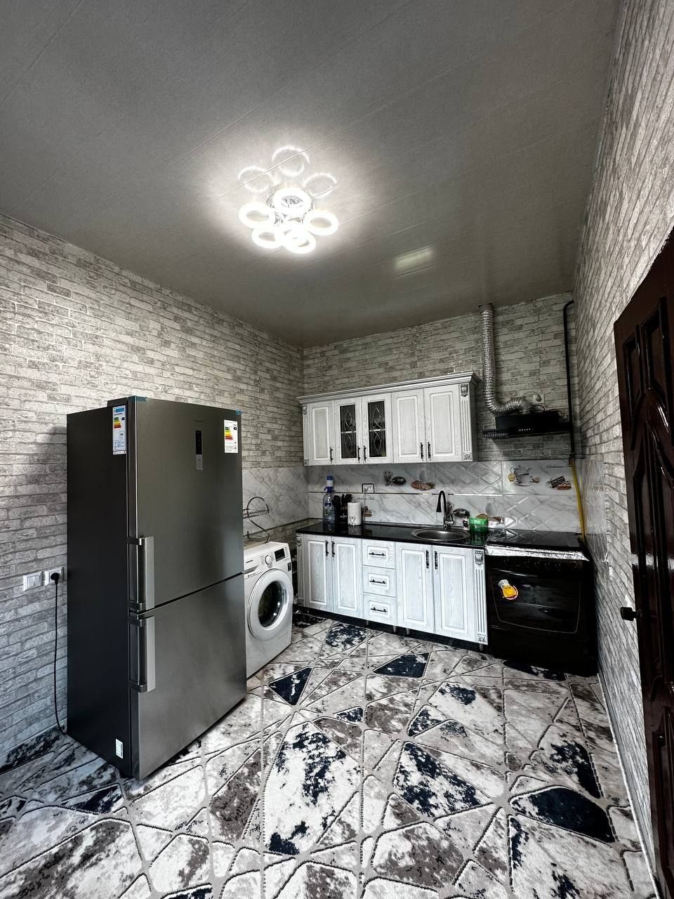 5-xonali uy, 270 m², Toshkent, Shayxontohur tumani, sotuvga