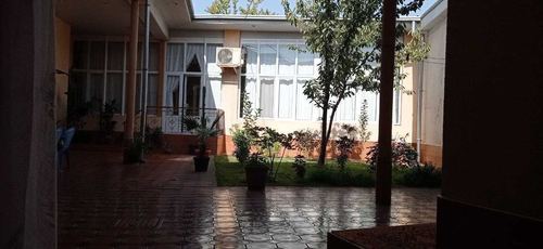 Cozy courtyard for sale in Korasaray Hastim. NR494/15