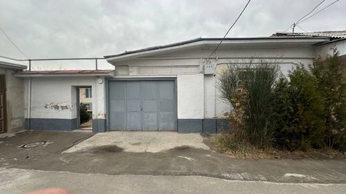 House plot for sale 3.5 sotok in Olmazor district