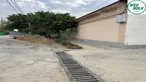 Courtyard for sale in Almazar district. NR494/6