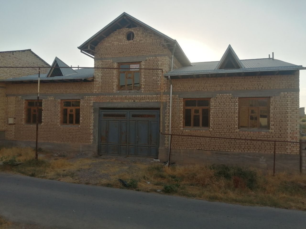 8-xonali uy, 324 m², Toshkent, Olmazor tumani, sotuvga