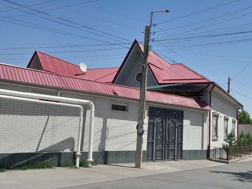 Срочно продается дом в Яшнабадском районе
