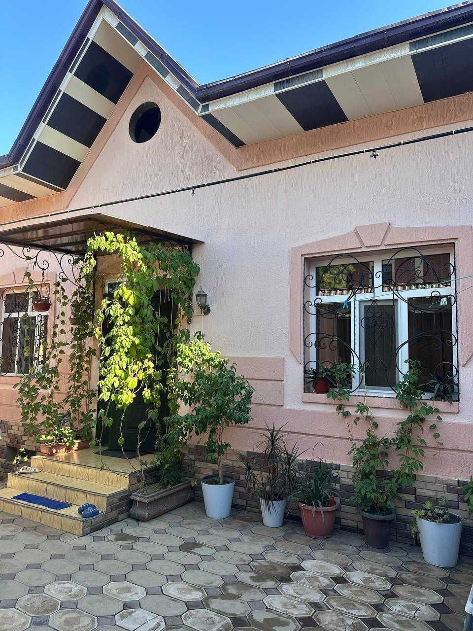 3-xonali uy, 100 m², Toshkent, Mirobod tumani, sotuvga