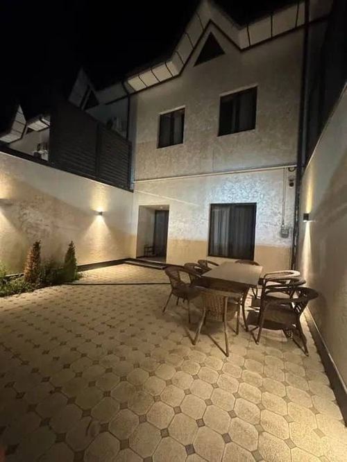 Urgent plot for sale in Olmos mahalla