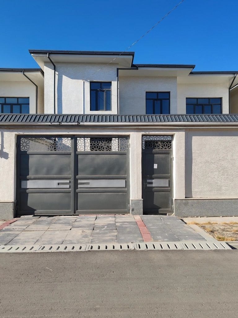 5-комнатный коттедж, 300 м², Ташкент, Яшнабадский район, на продажу