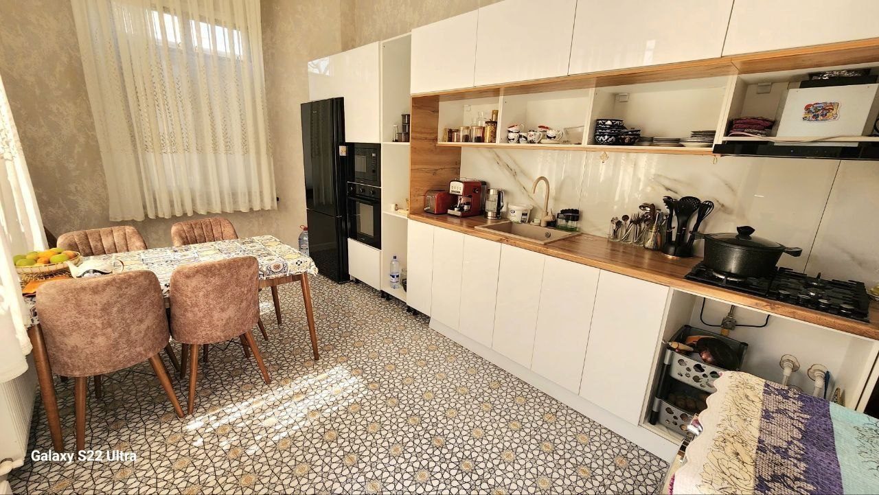 5-room house, 200 m², Tashkent, Mirzo Ulugbek District, for sale