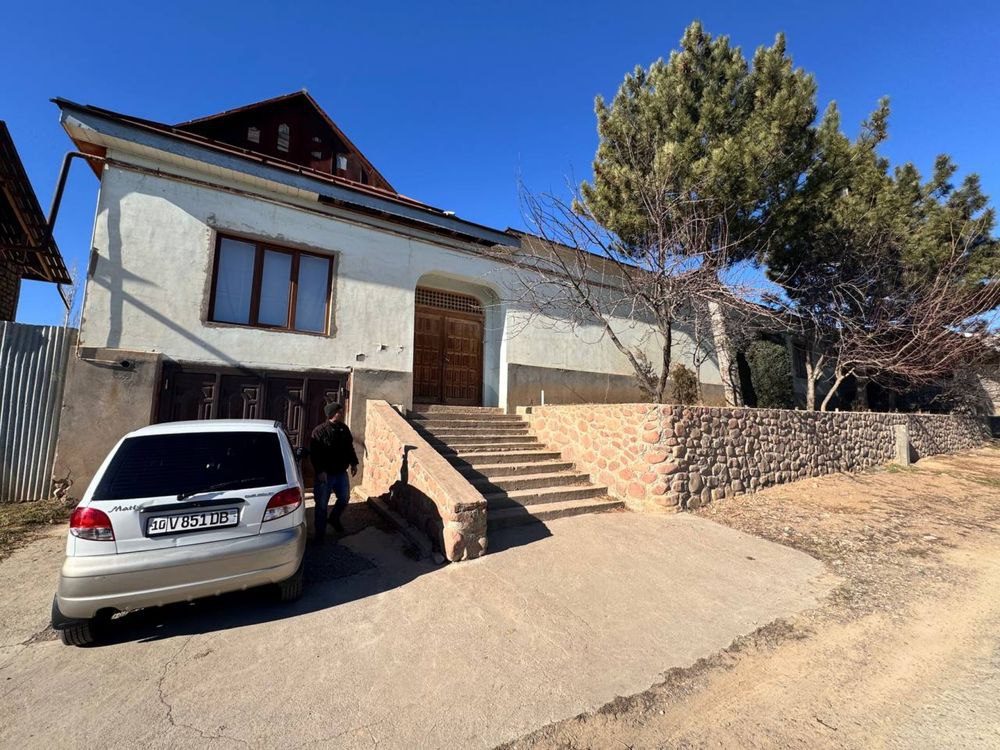 5-xonali uy, 1500 m², Toshkent, Sergeli tumani, sotuvga