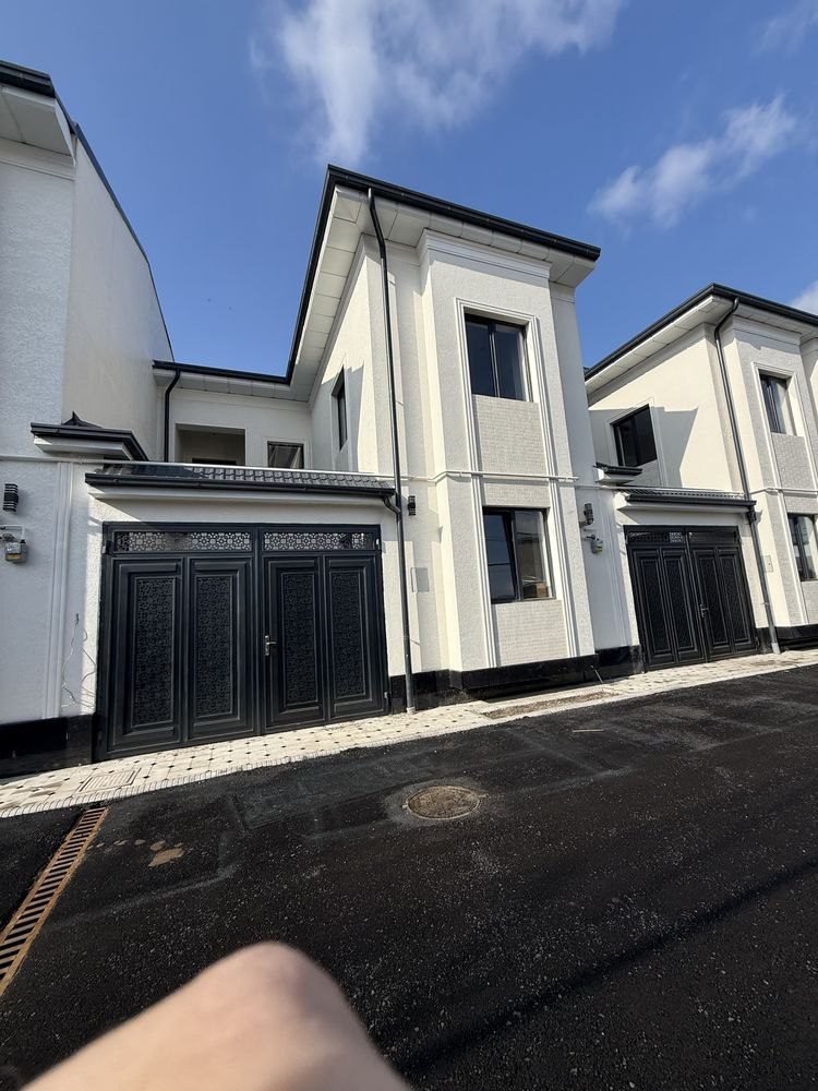 5-комнатный коттедж, 200 м², Ташкент, Сергелийский район, на продажу