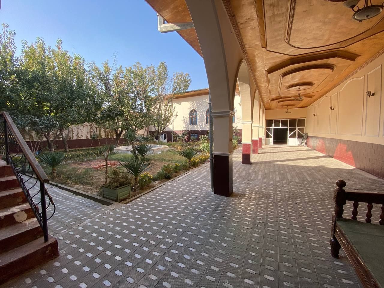 9-xonali uy, 270 m², Toshkent, Uchtepa tumani, sotuvga