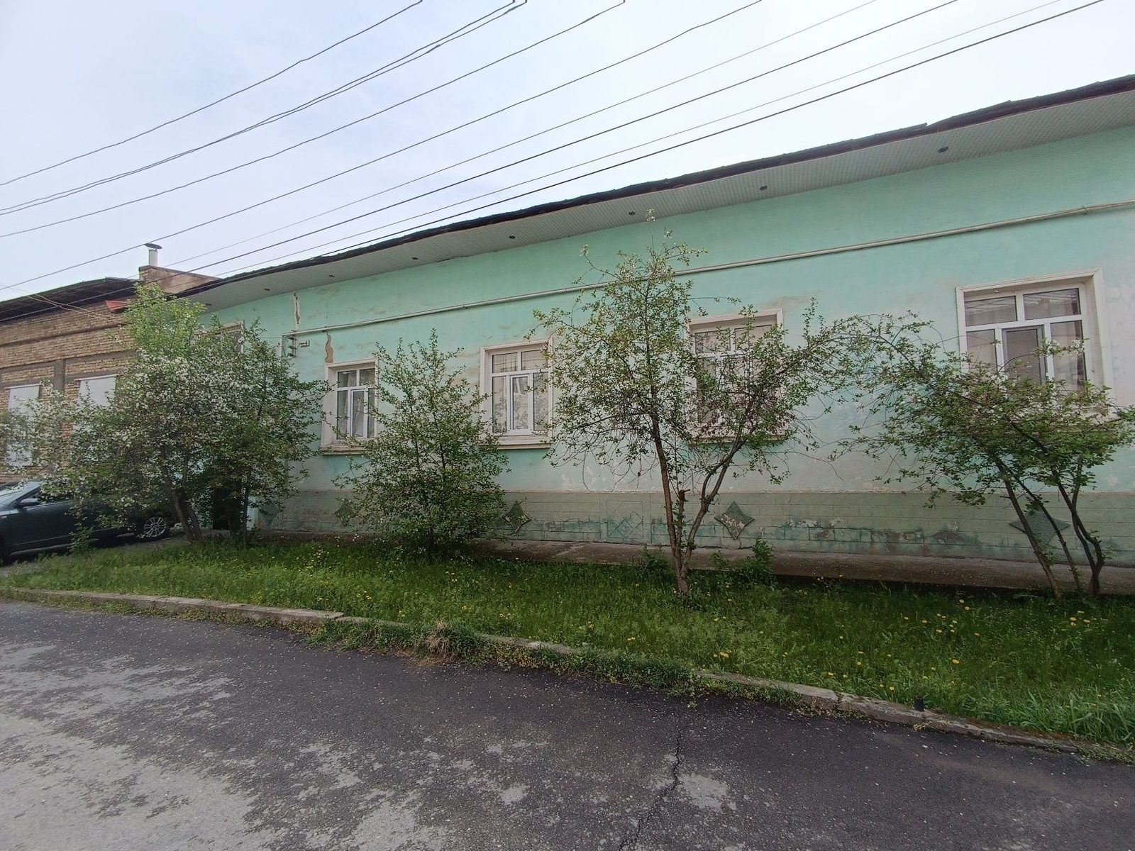 5-комнатный дом, 6 м², Ташкент, Учтепинский район, на продажу
