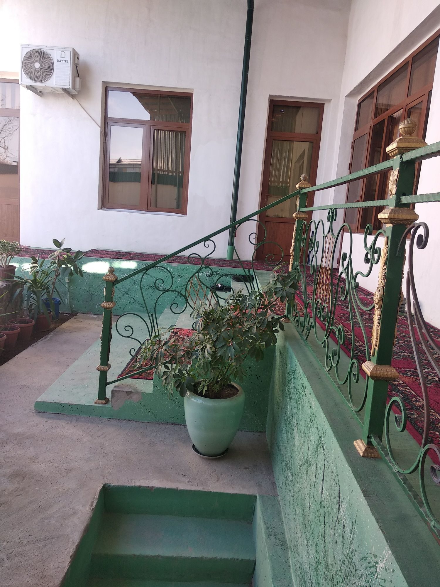 4-room house, 318 m², Tashkent, Chilanzar District, for sale