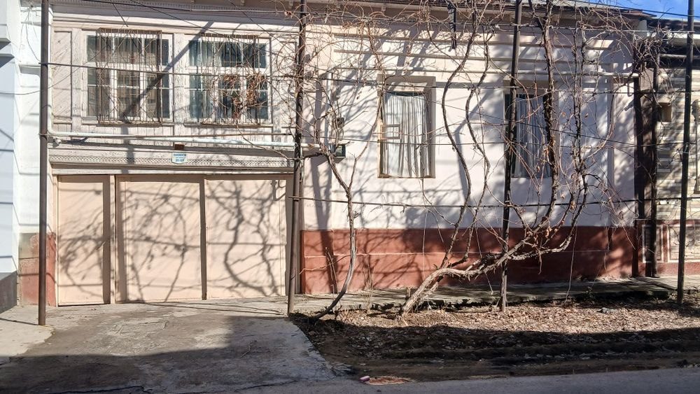 6-room townhouse, 300 m², Tashkent, Chilanzar District, for sale