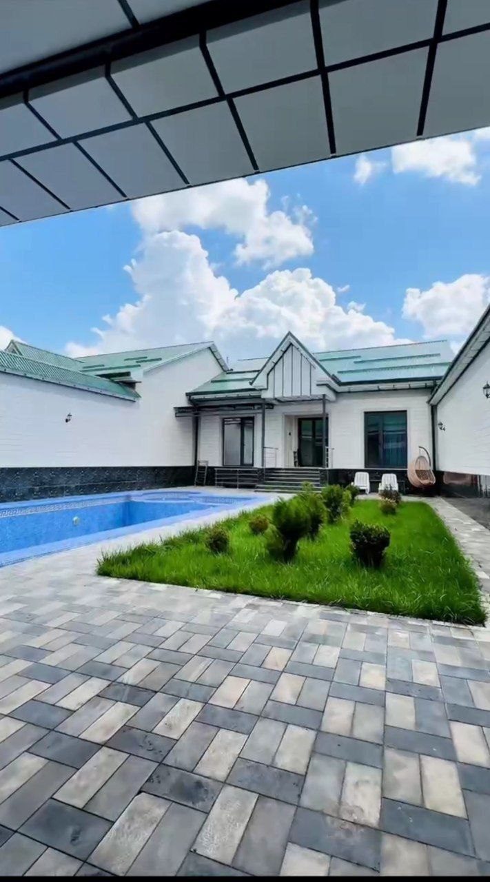 5-room dacha, 4 m², Tashkent, Shaykhantakhur District, for sale