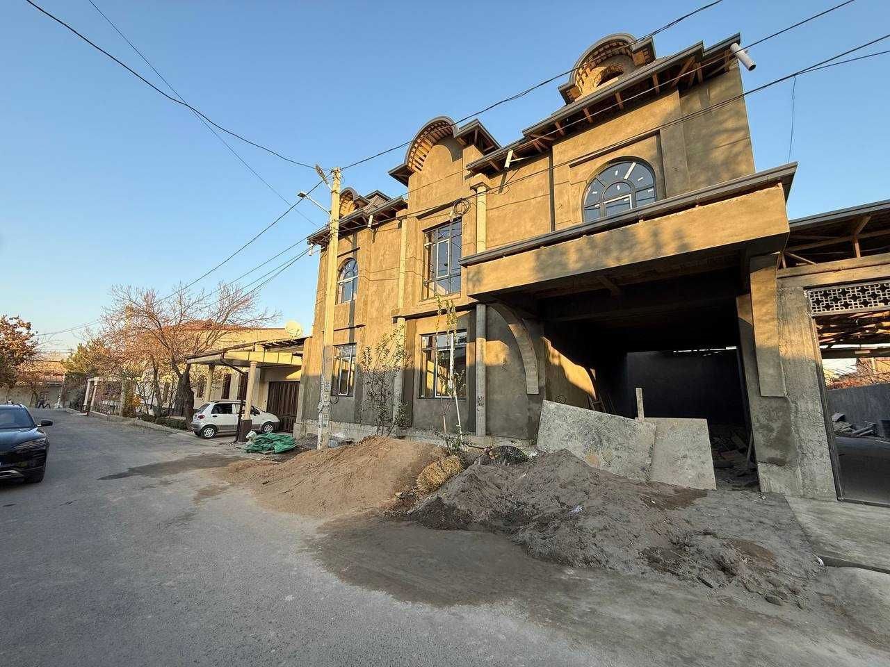 6-комнатный дом, 380 м², Ташкент, Юнусабадский район, на продажу
