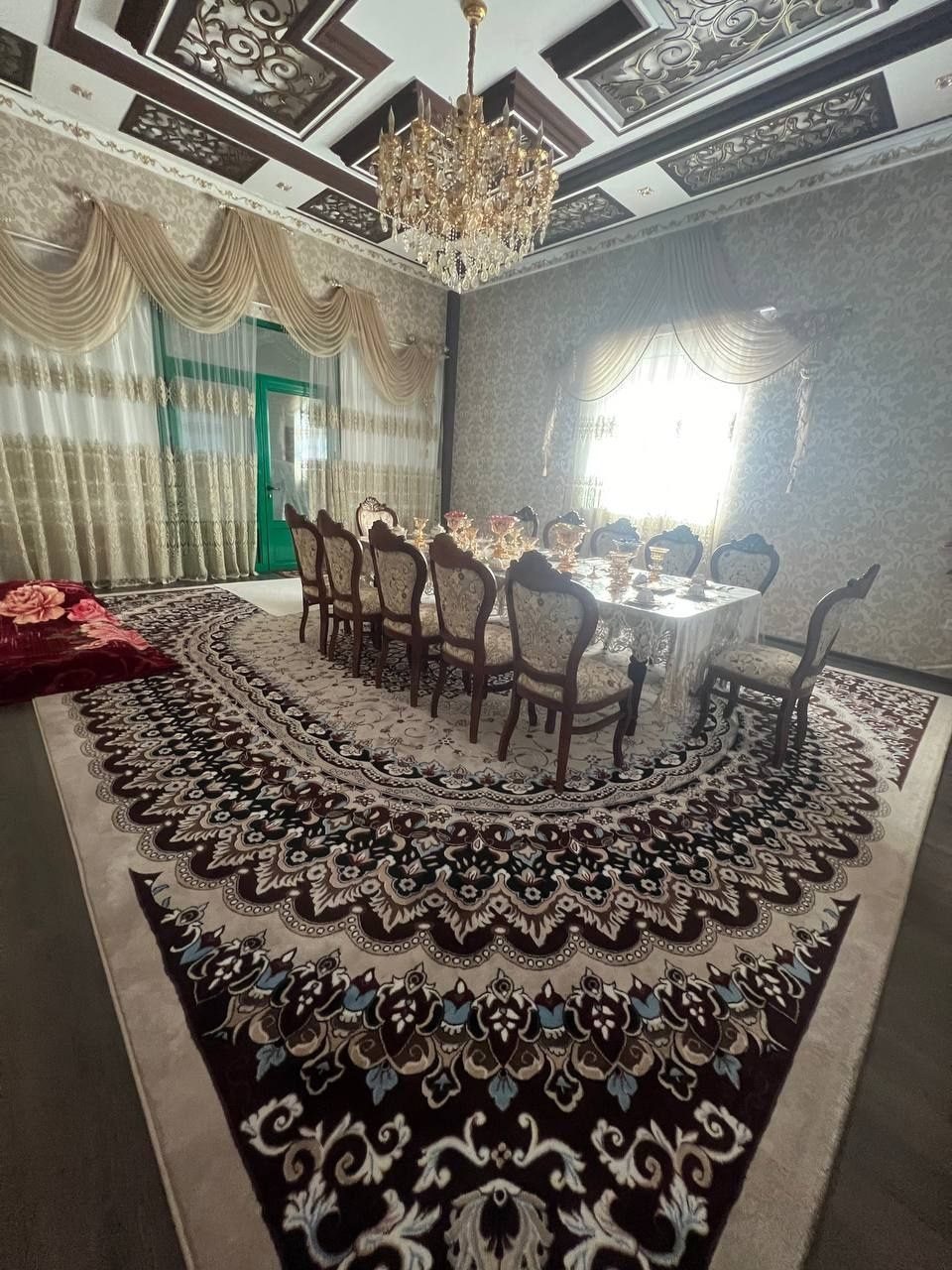 6-комнатный дом, 400 м², Ташкент, Яккасарайский район, на продажу