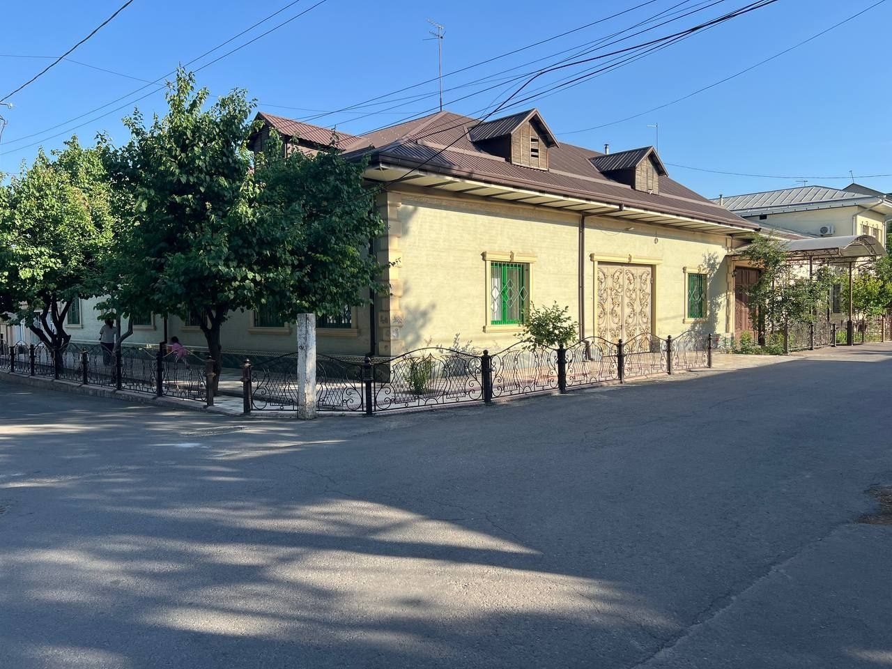 6-xonali uy, 385 m², Toshkent, Yakkasaroy tumani, sotuvga