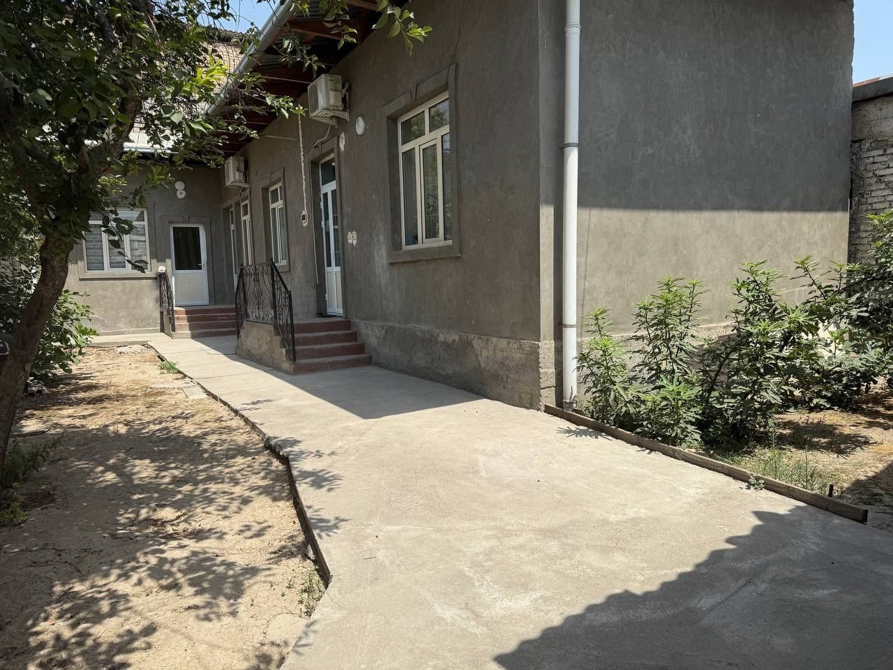 4-xonali uy, 2000 m², Toshkent, Yakkasaroy tumani, sotuvga