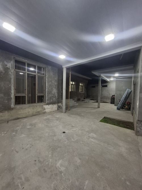 Yashnabad district. Olmos mahalla. New house, 3 sotok.