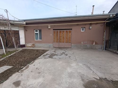 Авиасозлар, Яшнабад! Продается дом 2.4 соток, 5 комнат