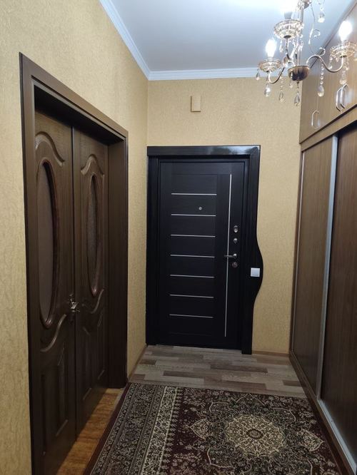 For sale 4 room apartment French construction (m/v 40-Pobeda apt-1)