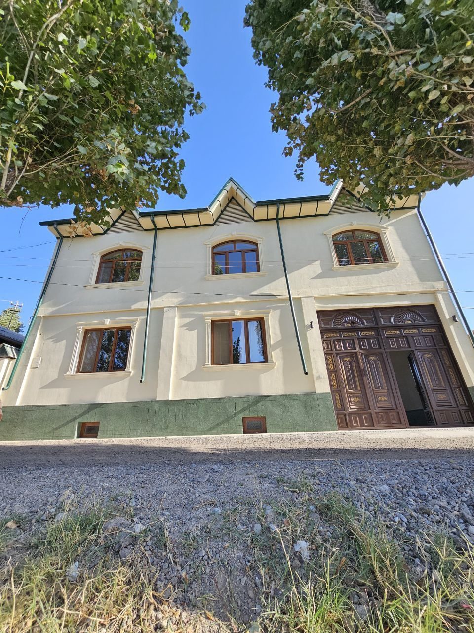 7-xonali uy, 4200 m², Toshkent, Bektemir tumani, sotuvga