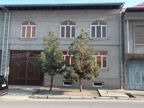 Plot for sale 4.2 sotok, 7 rooms, 2 halls, 3 bathrooms, 3-level house
