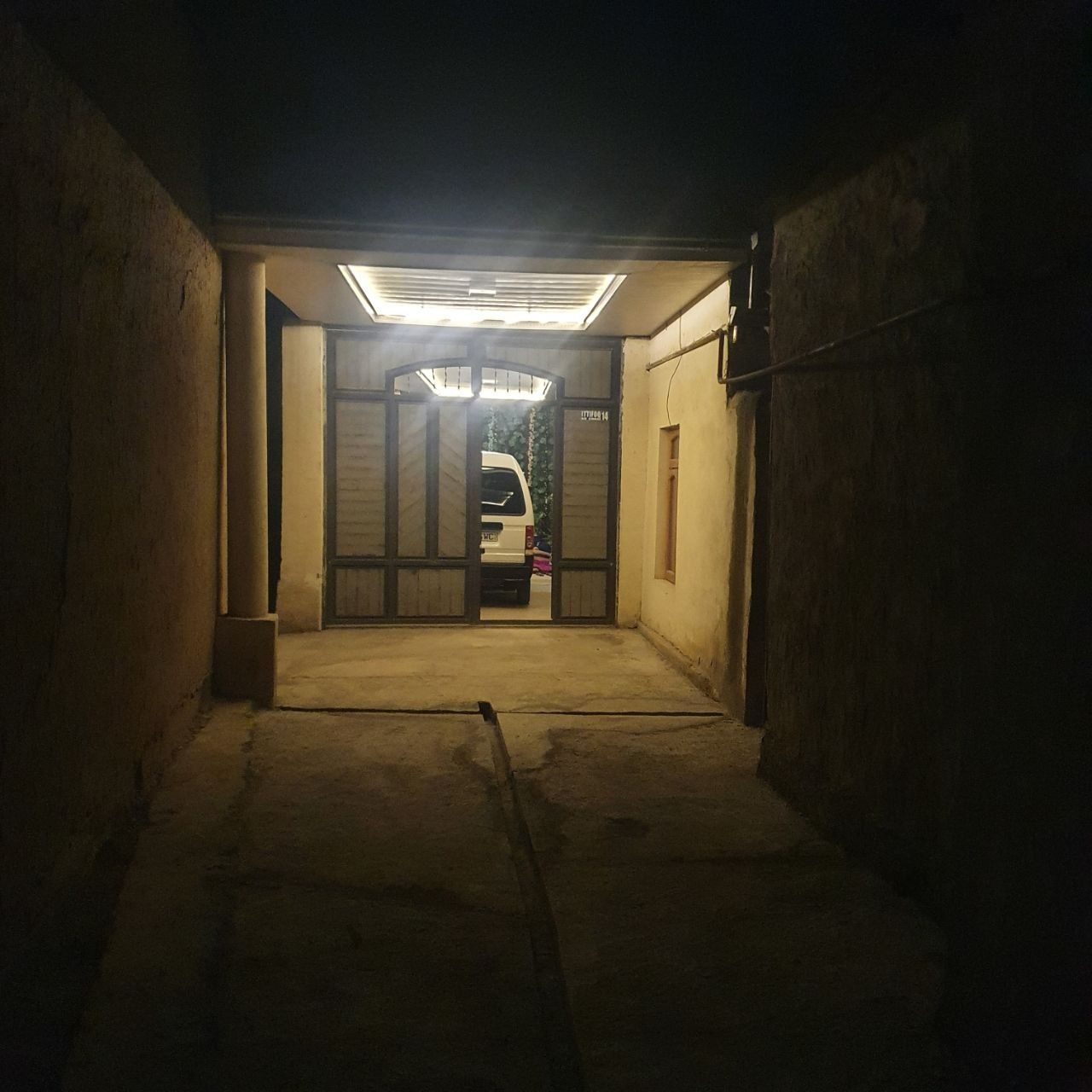 8-xonali uy, 906 m², Toshkent, Bektemir tumani, sotuvga
