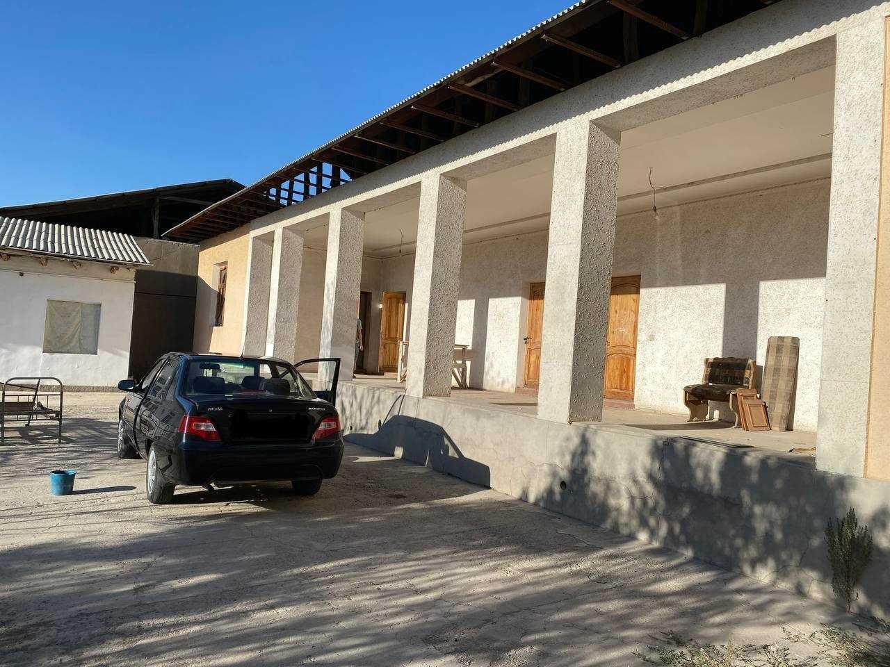 8-xonali uy, 950 m², Toshkent, Bektemir tumani, sotuvga