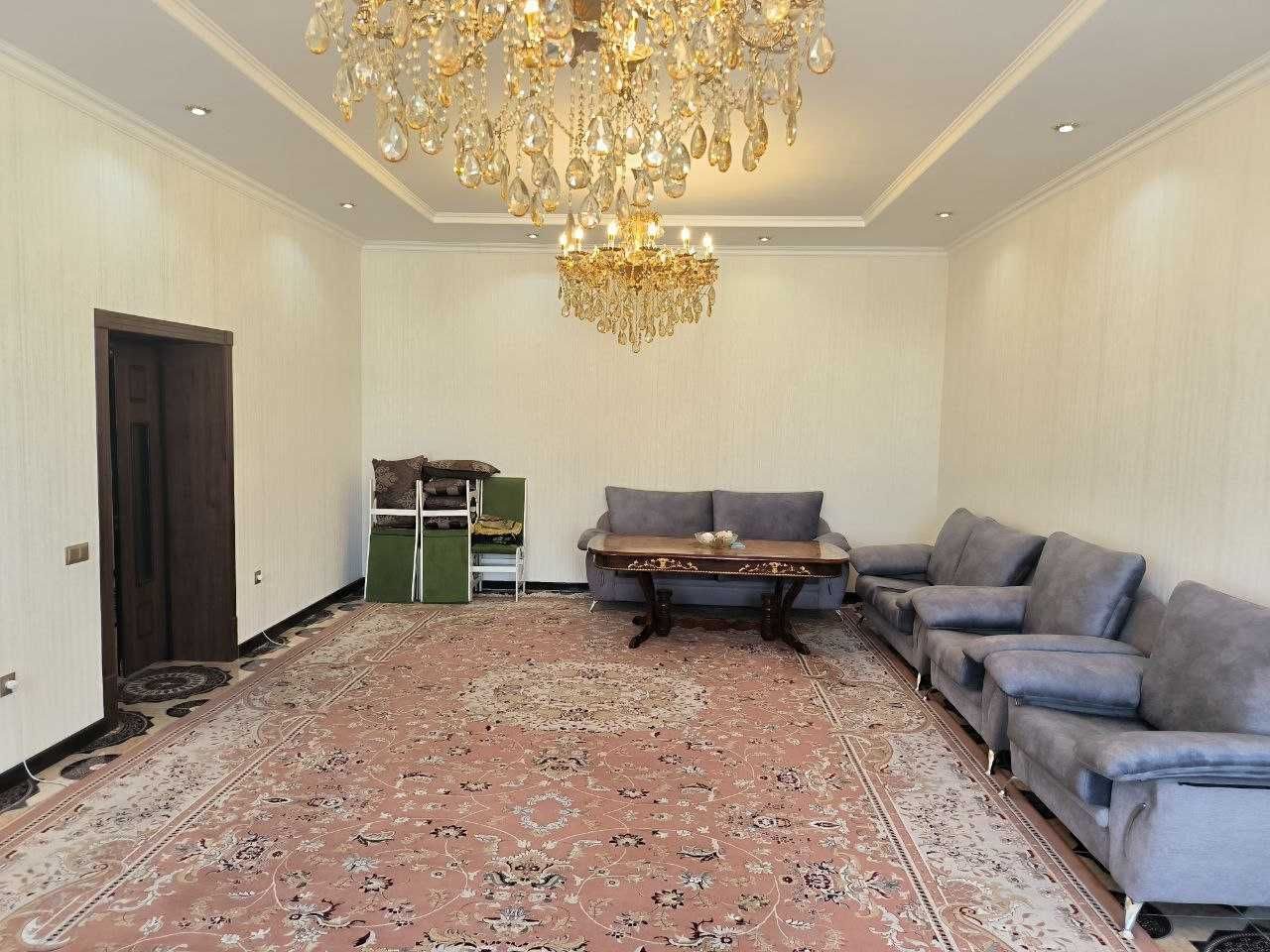 5-xonali uy, 208 m², Toshkent, Mirzo Ulug‘bek tumani, sotuvga