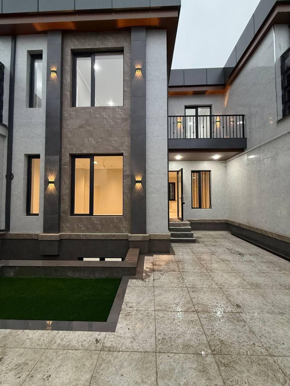 5-xonali uy, 250 m², Toshkent, Mirzo Ulug‘bek tumani, sotuvga
