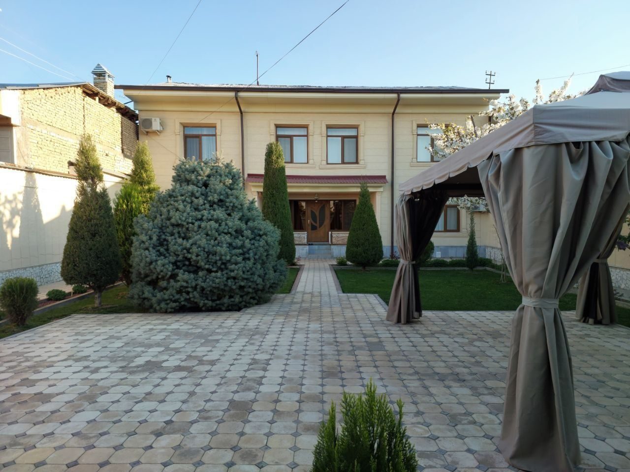 6-комнатный дом, 200 м², Ташкент, Юнусабадский район, на продажу