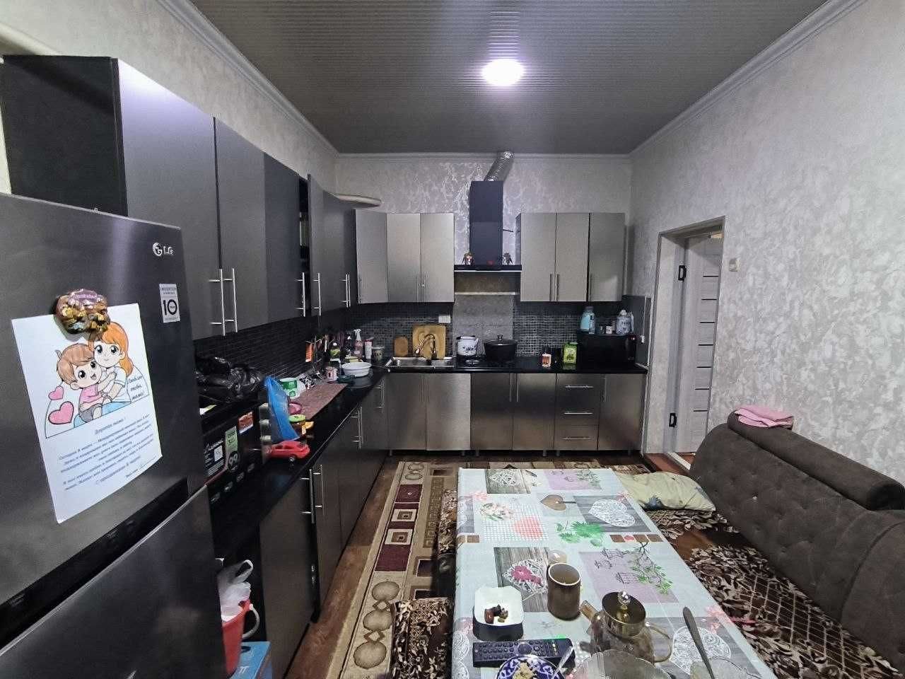 8-комнатный дом, 221 м², Ташкент, Сергелийский район, на продажу